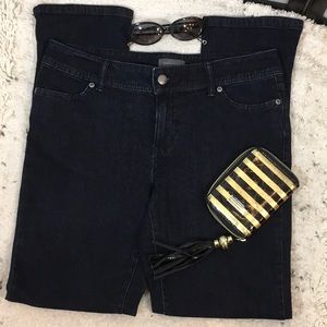 Kristin Davis dark blue straight leg ankle jeans